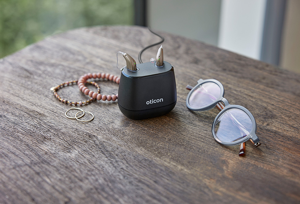 Oticon Intent 3 işitme cihazı
